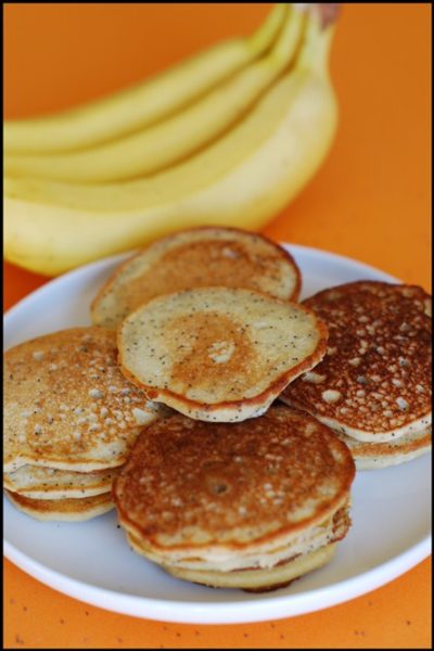 banaanipannkoogid-mooniseemnetega.jpg